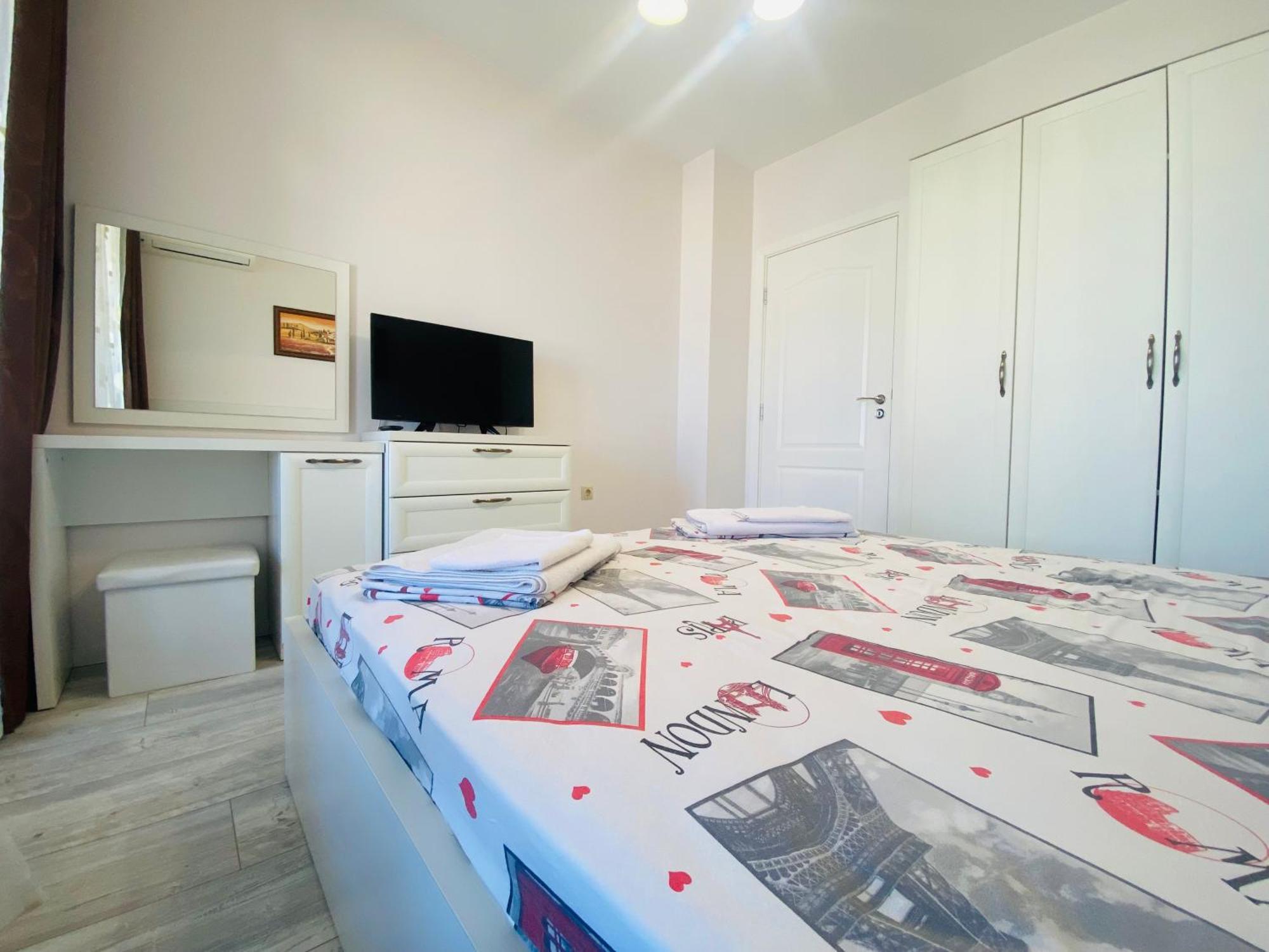 1Bd Ap In La Mer Complex Private Beach And Pool ゴールデンサンド エクステリア 写真