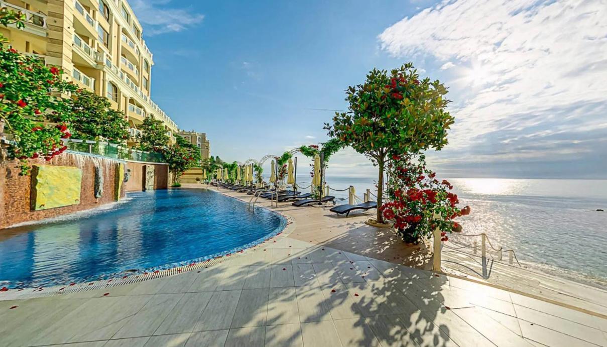 1Bd Ap In La Mer Complex Private Beach And Pool ゴールデンサンド エクステリア 写真